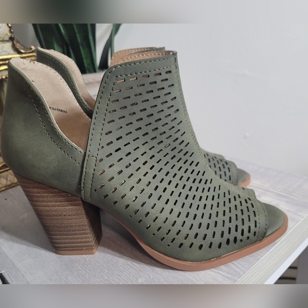 RESTRICTED Perforated Olive Peep Toe Ankle Booties 6.5